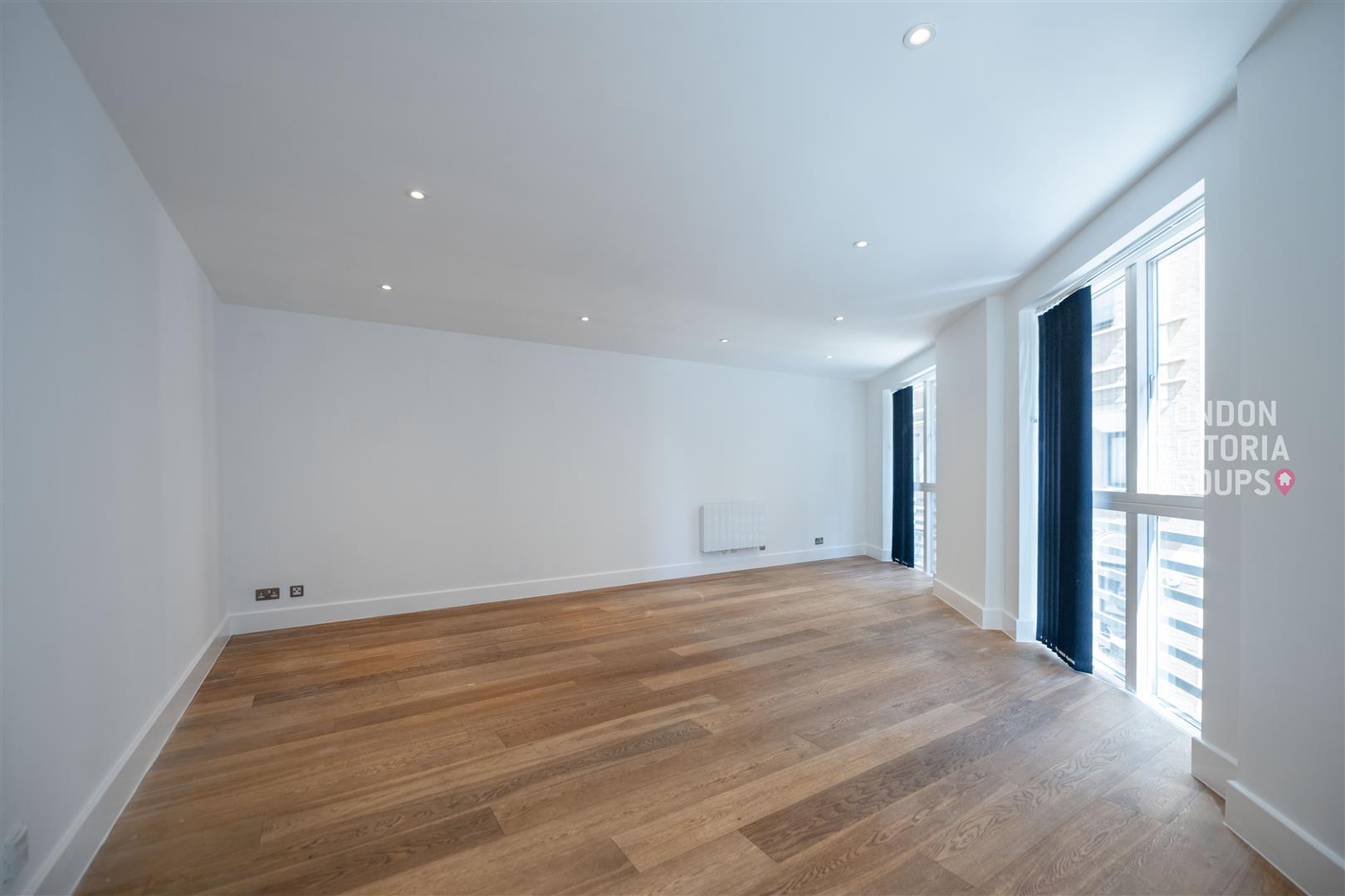 2 bed property in Evangelist House, 33 Black Friars Lane, London